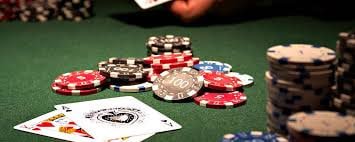 Live-dealer game prize structure displayed on captogel login showing blackjack, roulette, and baccarat payouts